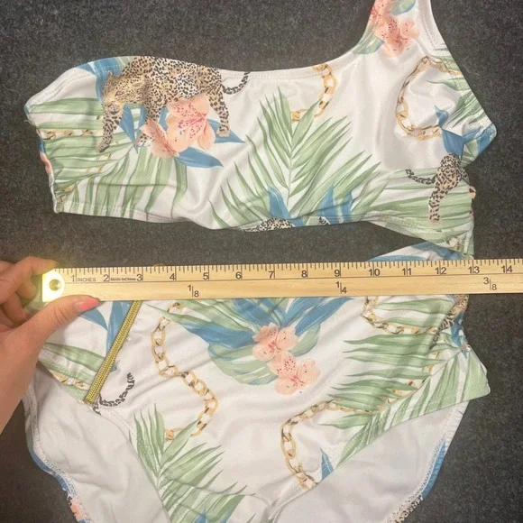 Blu C Tropical Leopard One Shoulder Cutout Monokini Swimsuit BUJR19117 Sz Large - Picture 9 of 10